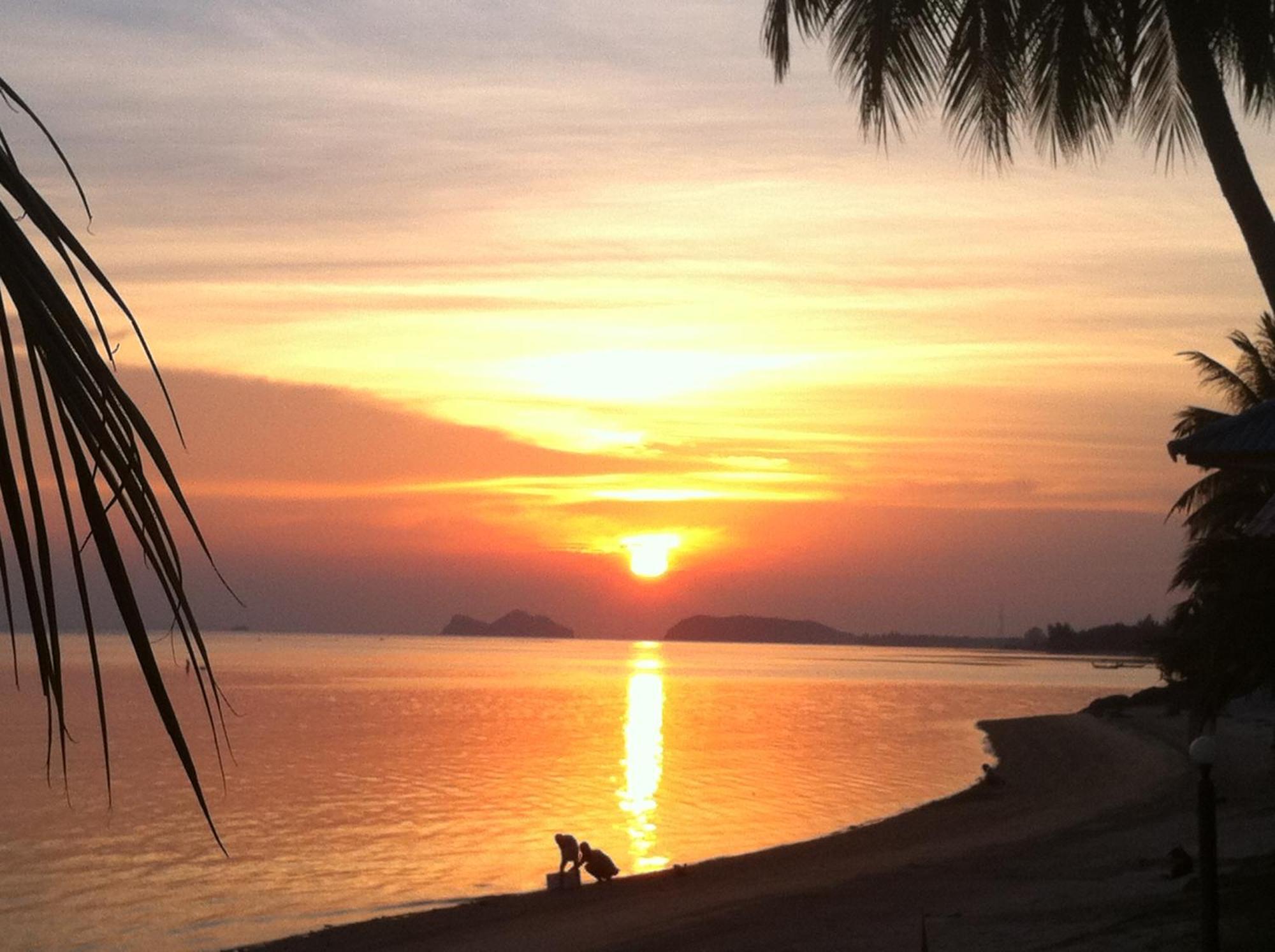 The Scenery Beach Resort Baan Khai Luaran gambar