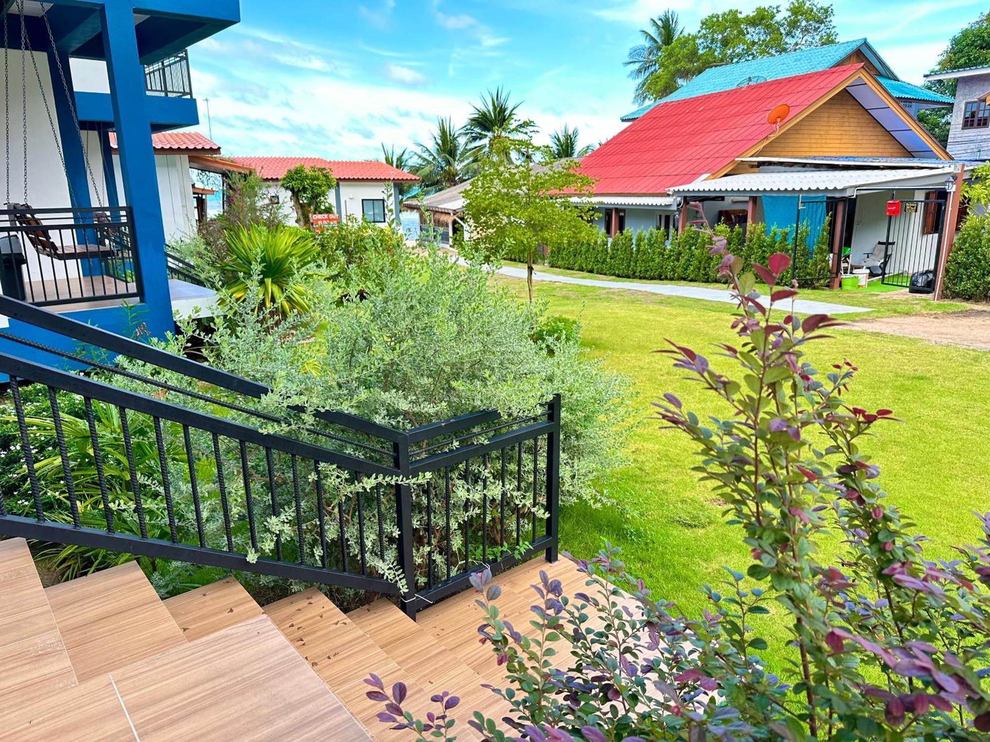 The Scenery Beach Resort Baan Khai Luaran gambar
