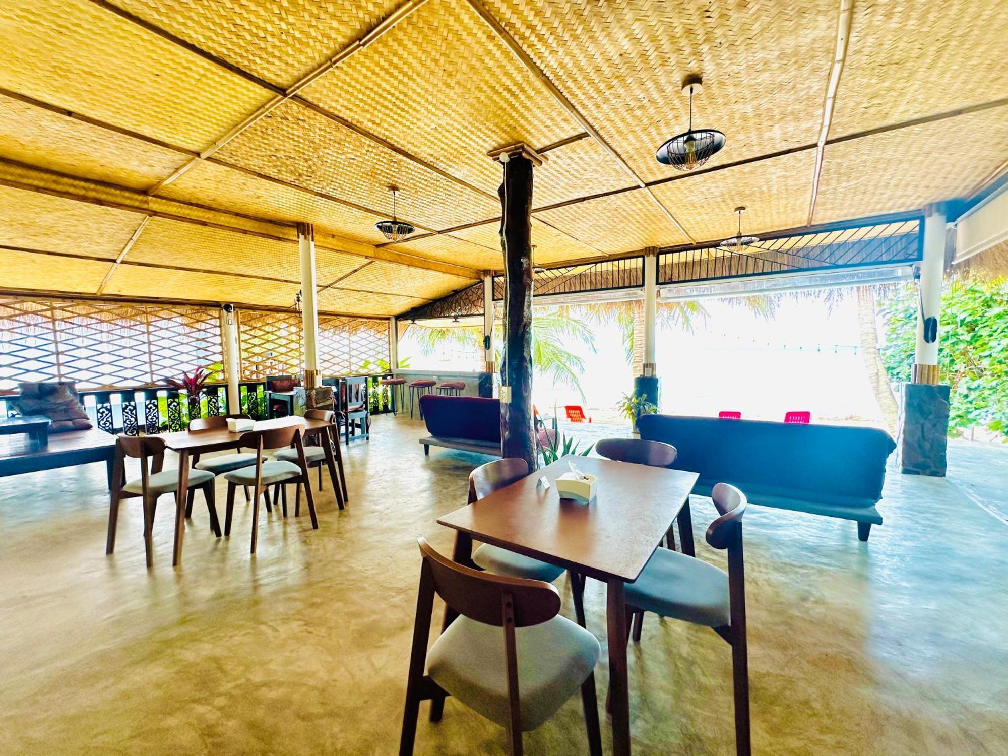 The Scenery Beach Resort Baan Khai Luaran gambar